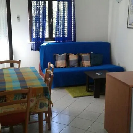 Magda - Two Bedroom With Terrace And Garden View A2 - St Διαμέρισμα